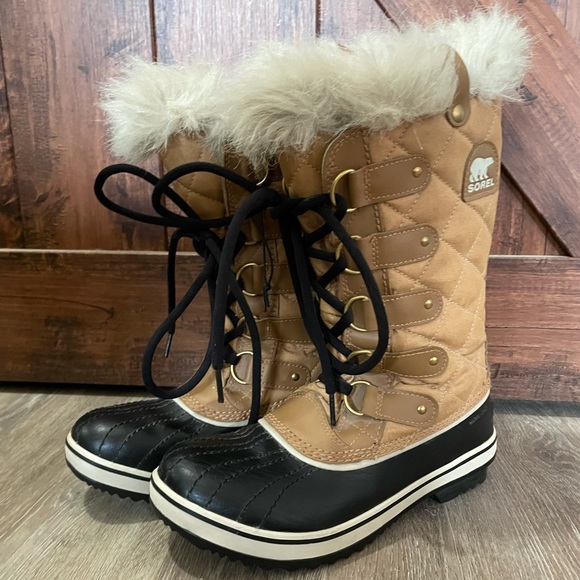 Brand new never worn Women’s Sorel Snow/Winter Boots. - Picture 1 of 6